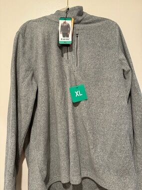 Hi-Tec Men's Light Gray Half-Zip Pullover Sweater